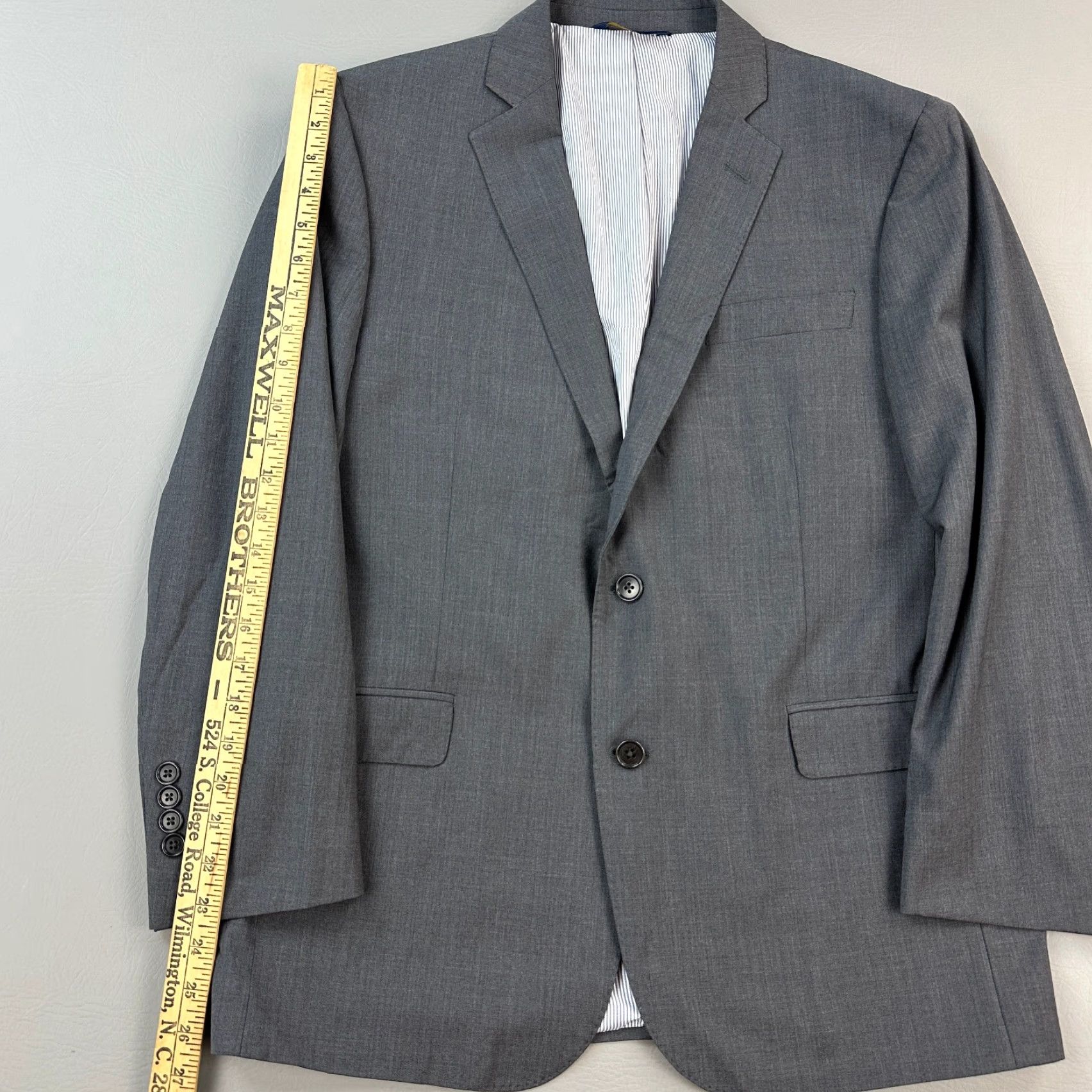 Brooks Brothers Brooks Brothers Explorer Blazer Mens 42S Gray Wool Blend Regent Fit Stretch Blazer Mens Regular Gray 90s? Size 42R - 2 Thumbnail