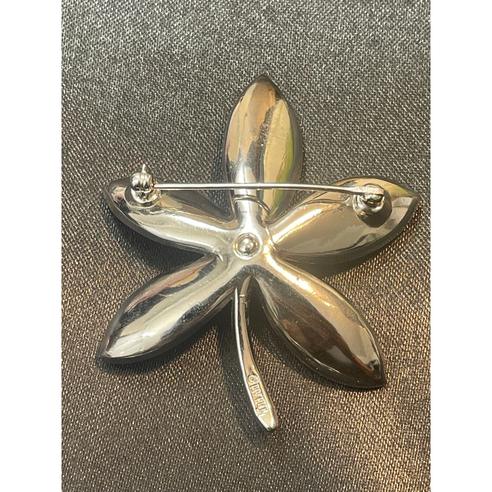 Other Vintage Crown Trifari Brushed Silver Flower Brooch Size ONE SIZE - 2 Thumbnail