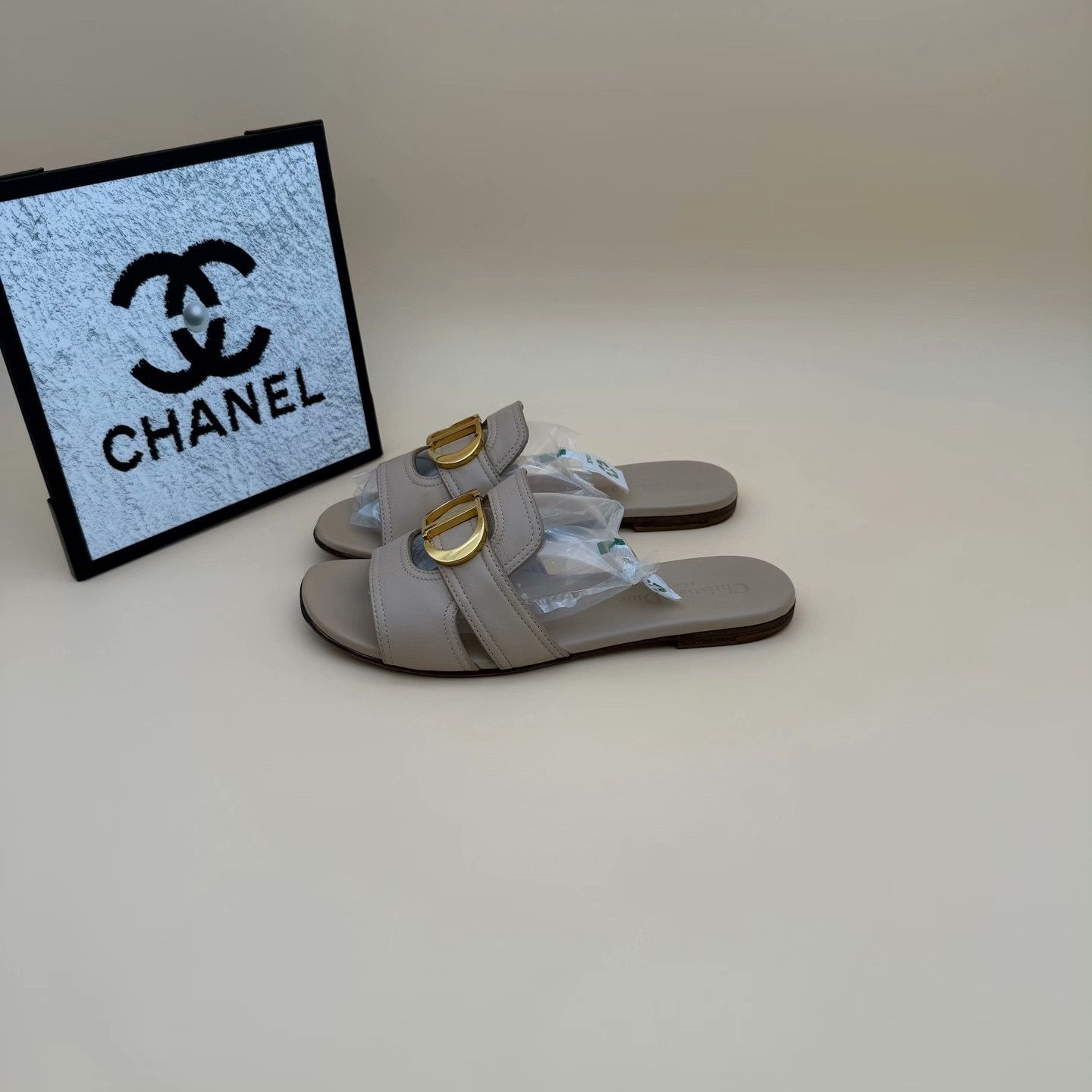 Dior Dior Gold Sandals us_6 Women Size US 6 / IT 36 - 1 Thumbnail