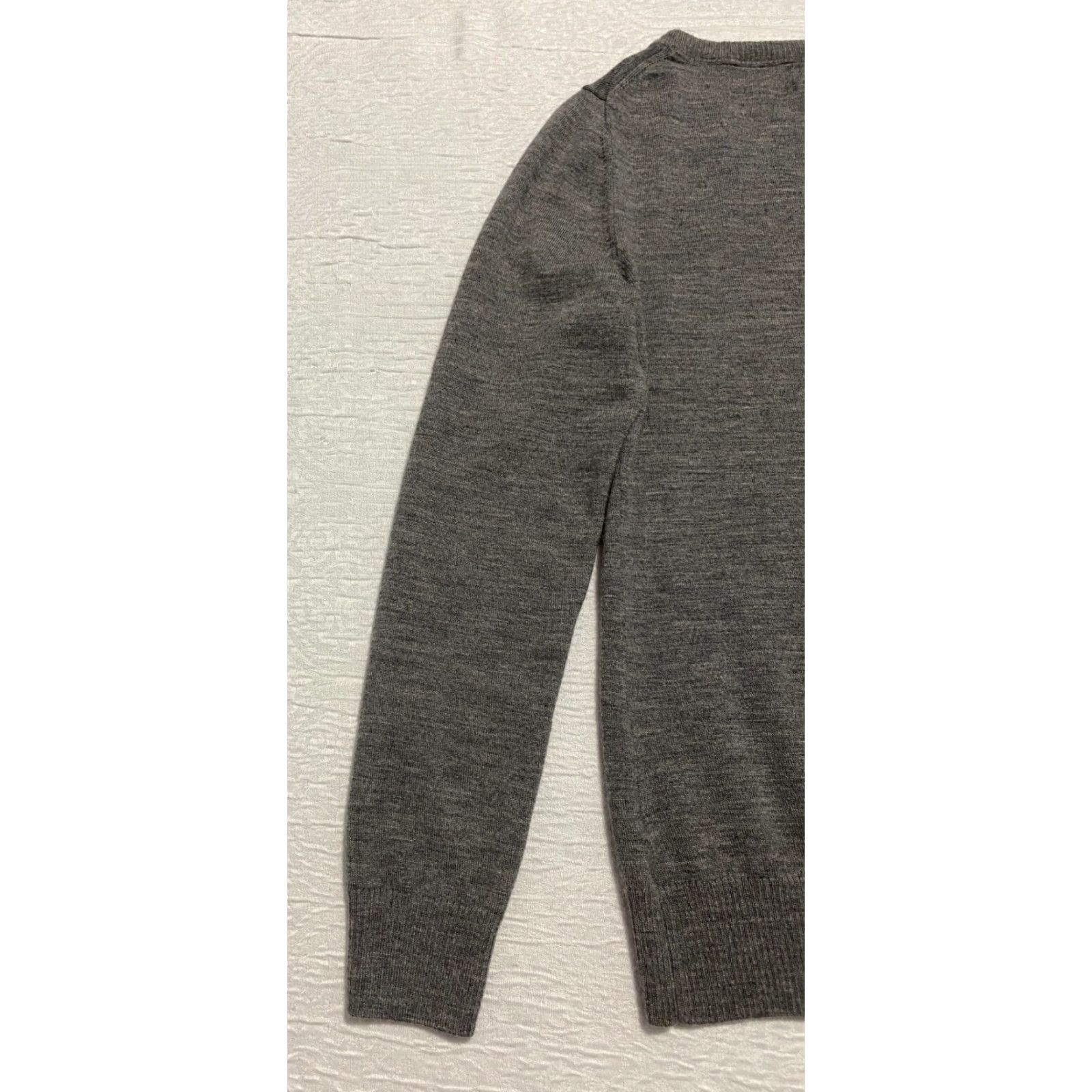 Banana Republic Banana Republic Sweater Pullover Mens Size M Gray V Neck Merino Wool Blend Knit Lightweight Business Casual Formal Party/Cocktail Size US M / EU 48-50 / 2 - 5 Thumbnail