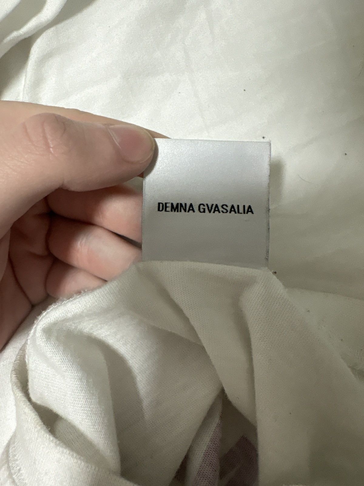 Vetements Vetements 2018 Staff White Tee Shirt Size US XS / EU 42 / 0 - 6 Thumbnail