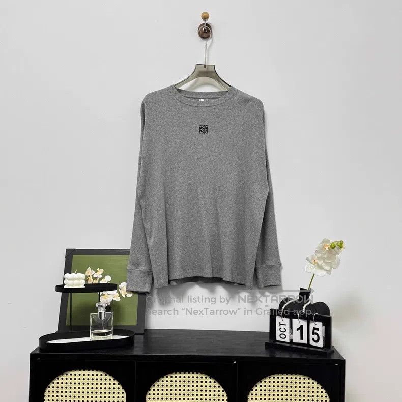 Loewe Loewe Grey Embroidered Logo Long Sleeve Size XS / US 0-2 / IT 36-38 - 1 Thumbnail