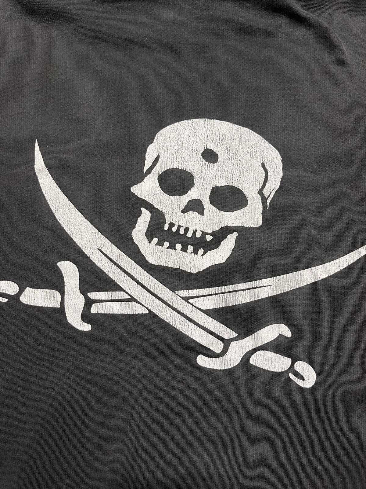 Unsound Rags 90’s VTG Perfectly Thrashed Pirate Scull Boxy Hoodie Size US L / EU 52-54 / 3 - 8 Thumbnail