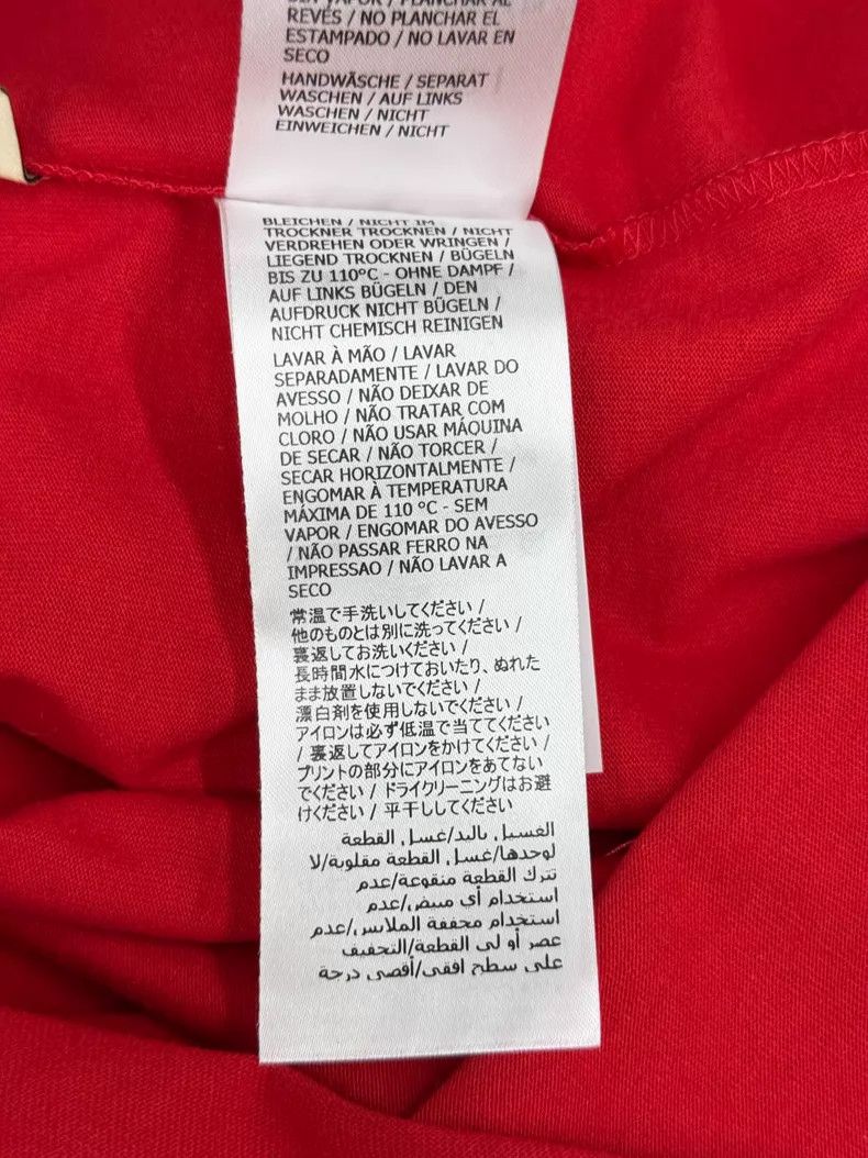Gucci Gucci Year of the Tiger red printed T-shirt Size US M / EU 48-50 / 2 - 7 Thumbnail