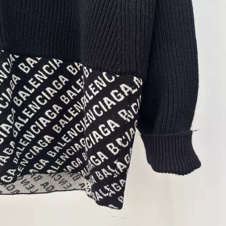 Balenciaga Balenciaga SS21 Full print stretch fleece paneled turtlenec Size US S / EU 44-46 / 1 - 5 Thumbnail