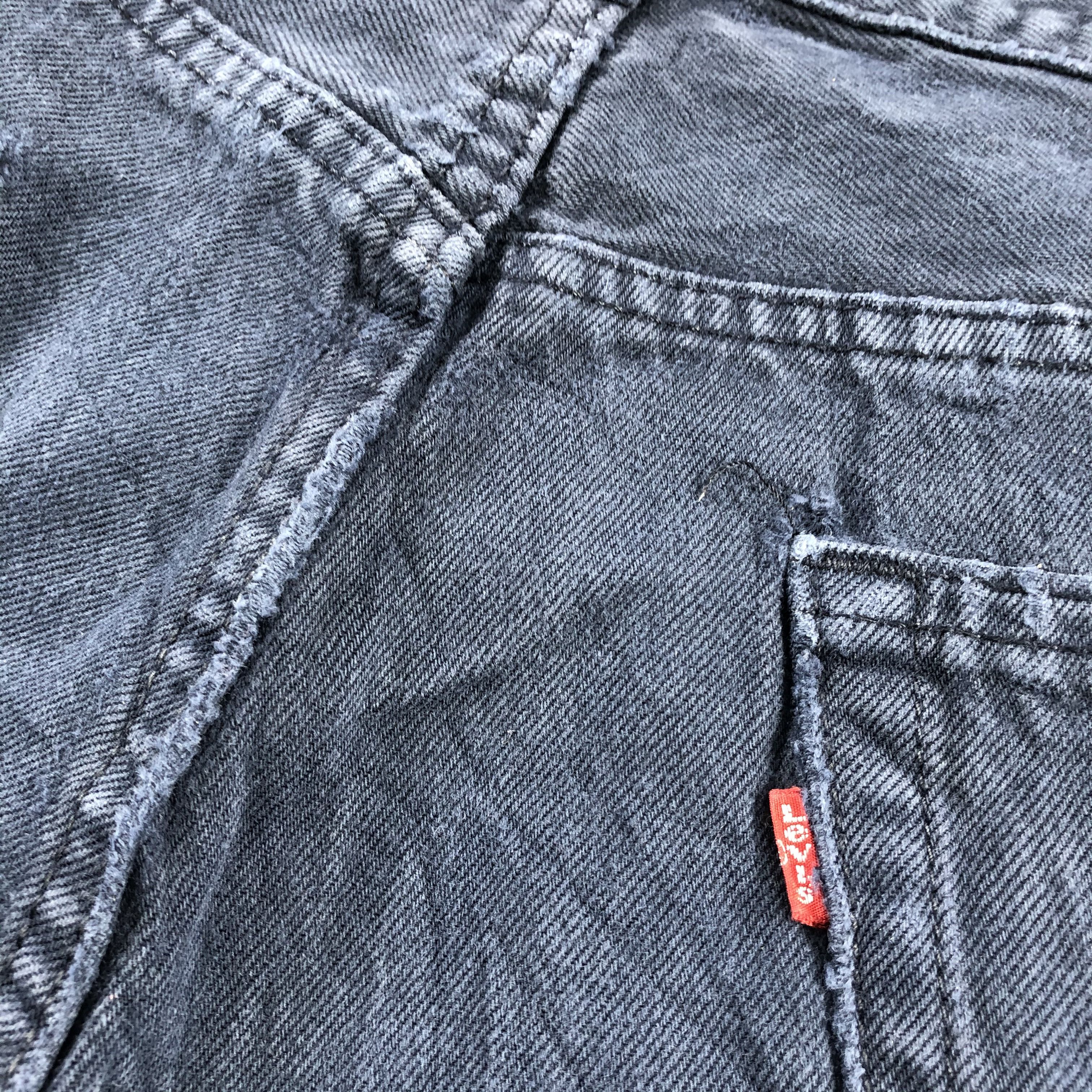 Levi's Vintage Levi's 505 Jeans Faded Blue Denim KJ951 Size US 35 - 10 Thumbnail