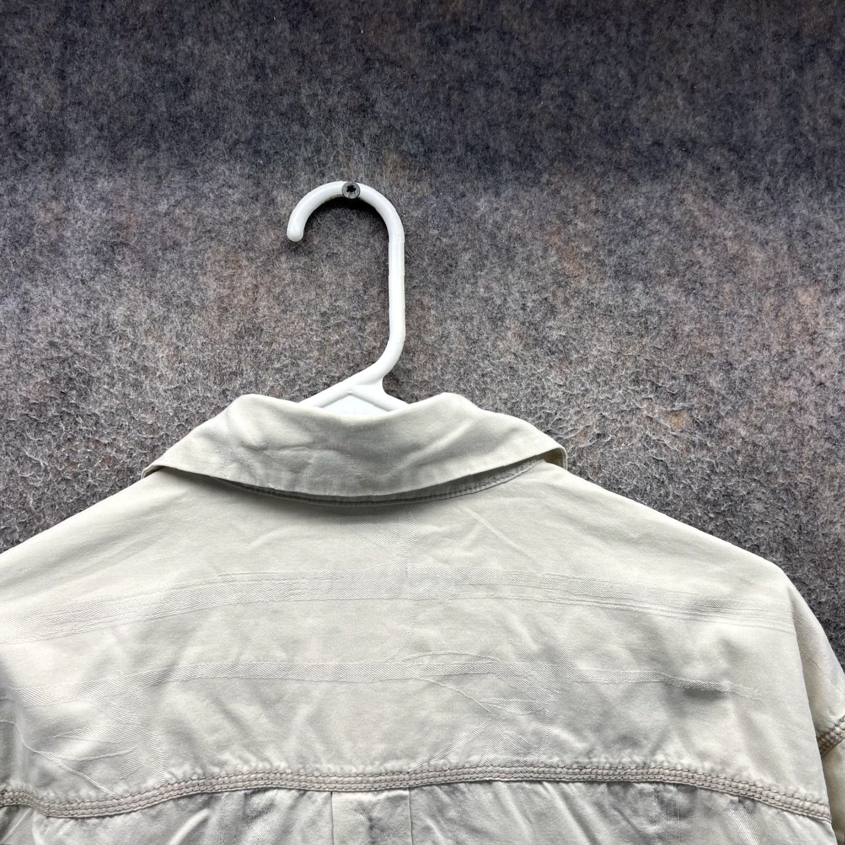 Tommy Bahama Tommy Bahama Shirt Mens L Beige Silk Long Sleeve Button Front Casual Woven Size US L / EU 52-54 / 3 - 7 Thumbnail