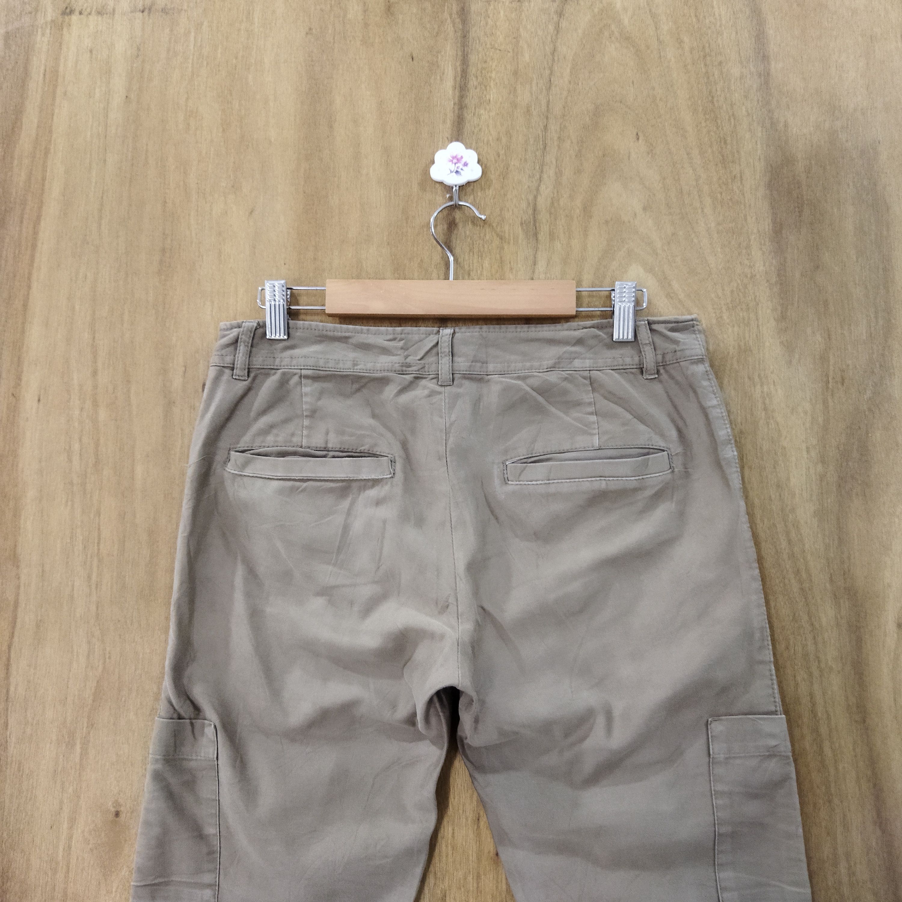 Japanese Brand HUMAN WOMAN BROWN CARGO PANTS Size US 30 / EU 46 - 9 Thumbnail