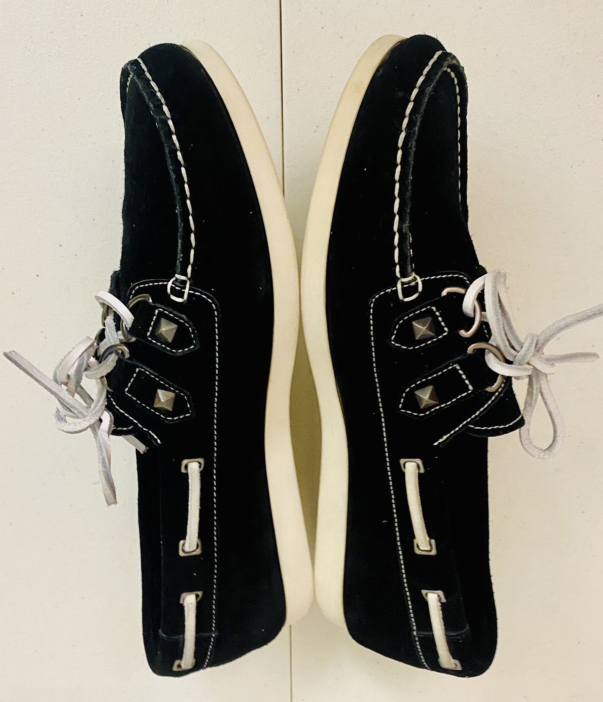 Pierre Balmain Balmain Black Suede Medal Dual Stud Contrast Boatshoe 40 New Size US 9 / IT 39 - 8 Thumbnail