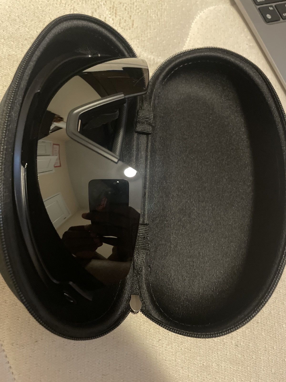 Oakley Black Oakley Sunglasses Unworn Size ONE SIZE - 4 Thumbnail
