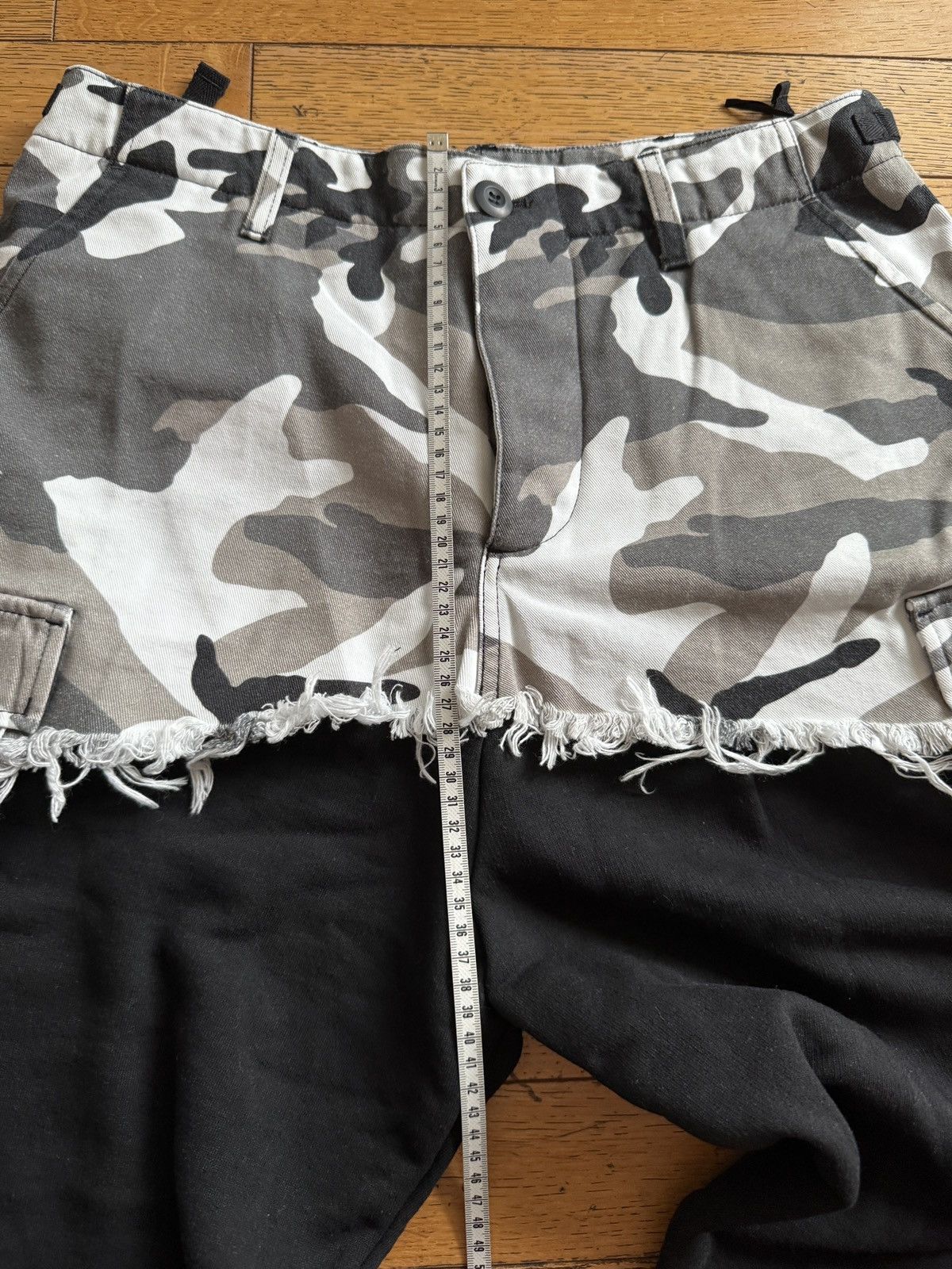 Designer × Vetements *RARE* RUNWAY VETEMENTS CAMO HYBRID CARGO PANTS SWEATS DEMNA Size US 32 / EU 48 - 12 Thumbnail