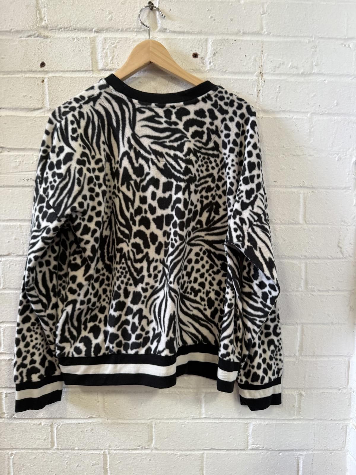 DKNY DKNY Black and White Animal Print Sweater Size L / US 10 / IT 46 - 3 Thumbnail