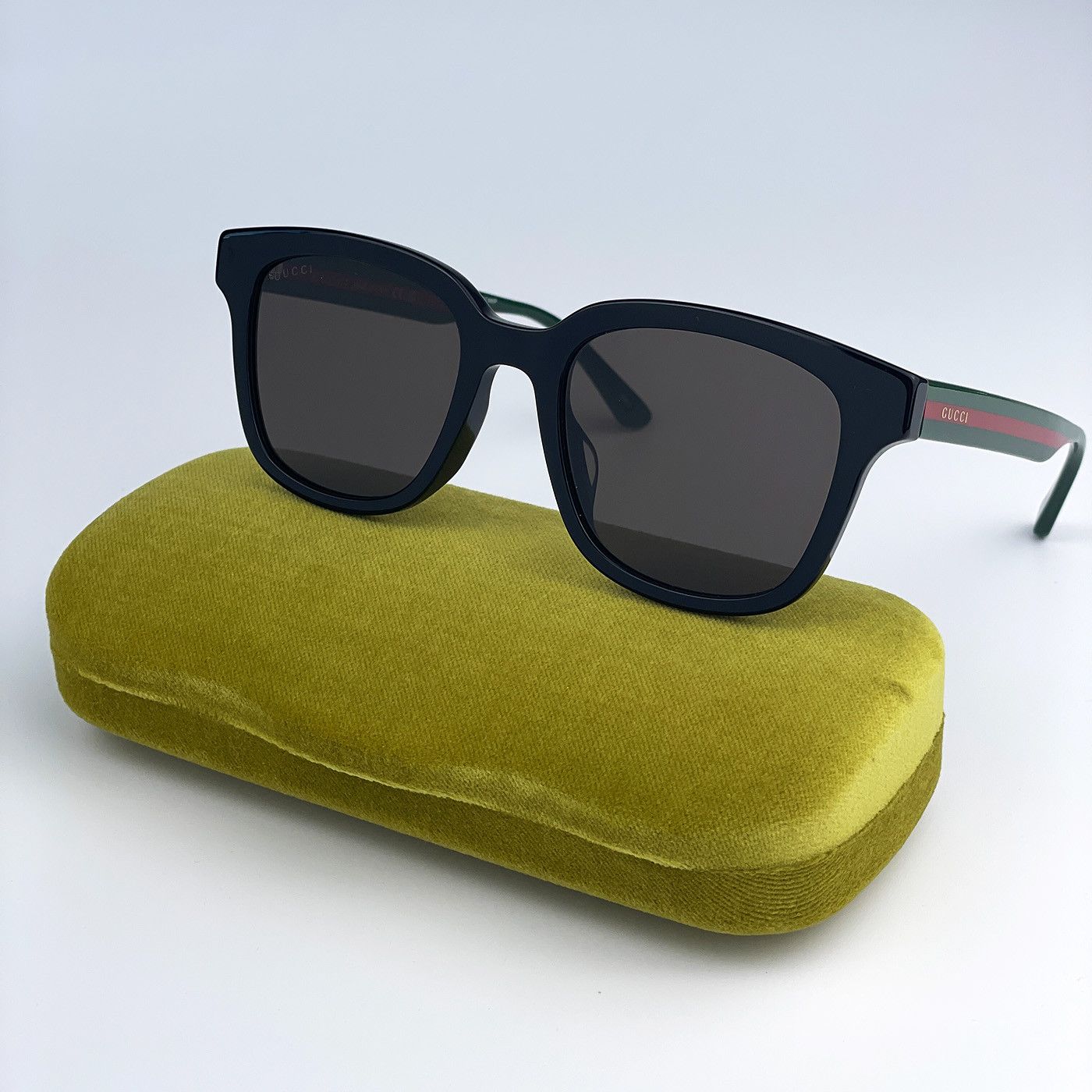 Gucci NEW Gucci GG0847SK 001 Grey Square Unisex Sunglasses Size ONE SIZE - 1 Thumbnail