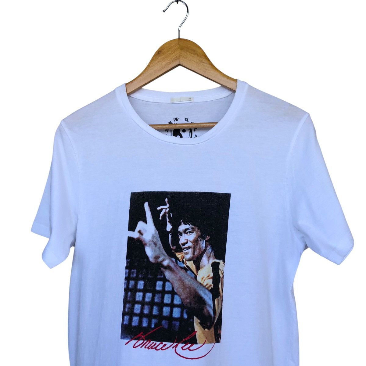 Japanese Brand GU x bruce lee tshirt Size US M / EU 48-50 / 2 - 2 Thumbnail