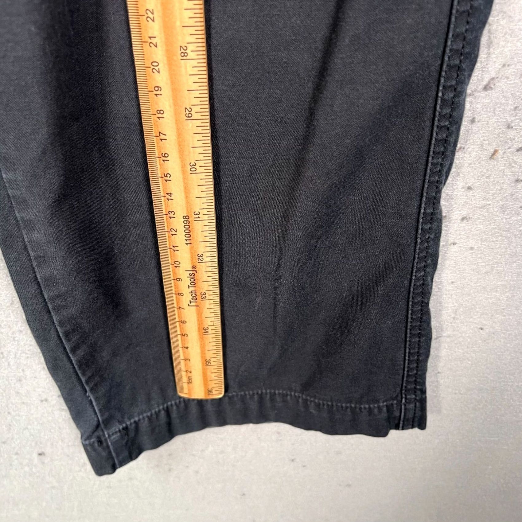 Uniqlo Uniqlo Cargo Pants Womens XS 24-25 Black Cotton Relaxed Fit 100% Size 26" / US 2 / IT 38 - 5 Thumbnail