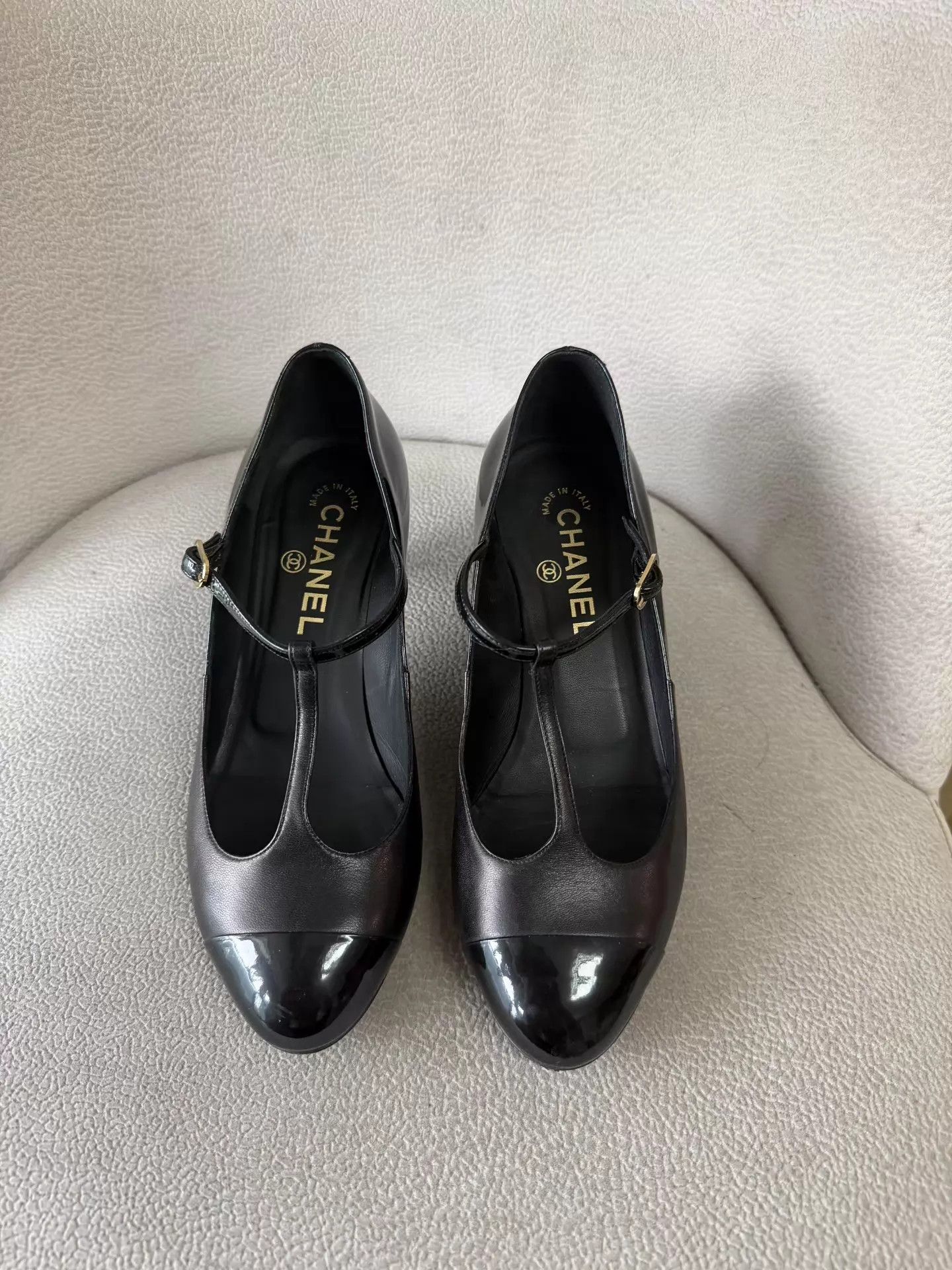 Chanel Chanel 23C Mary Jane Black Gold 99 New 37 Size US 6.5 / IT 36.5 - 1 Thumbnail