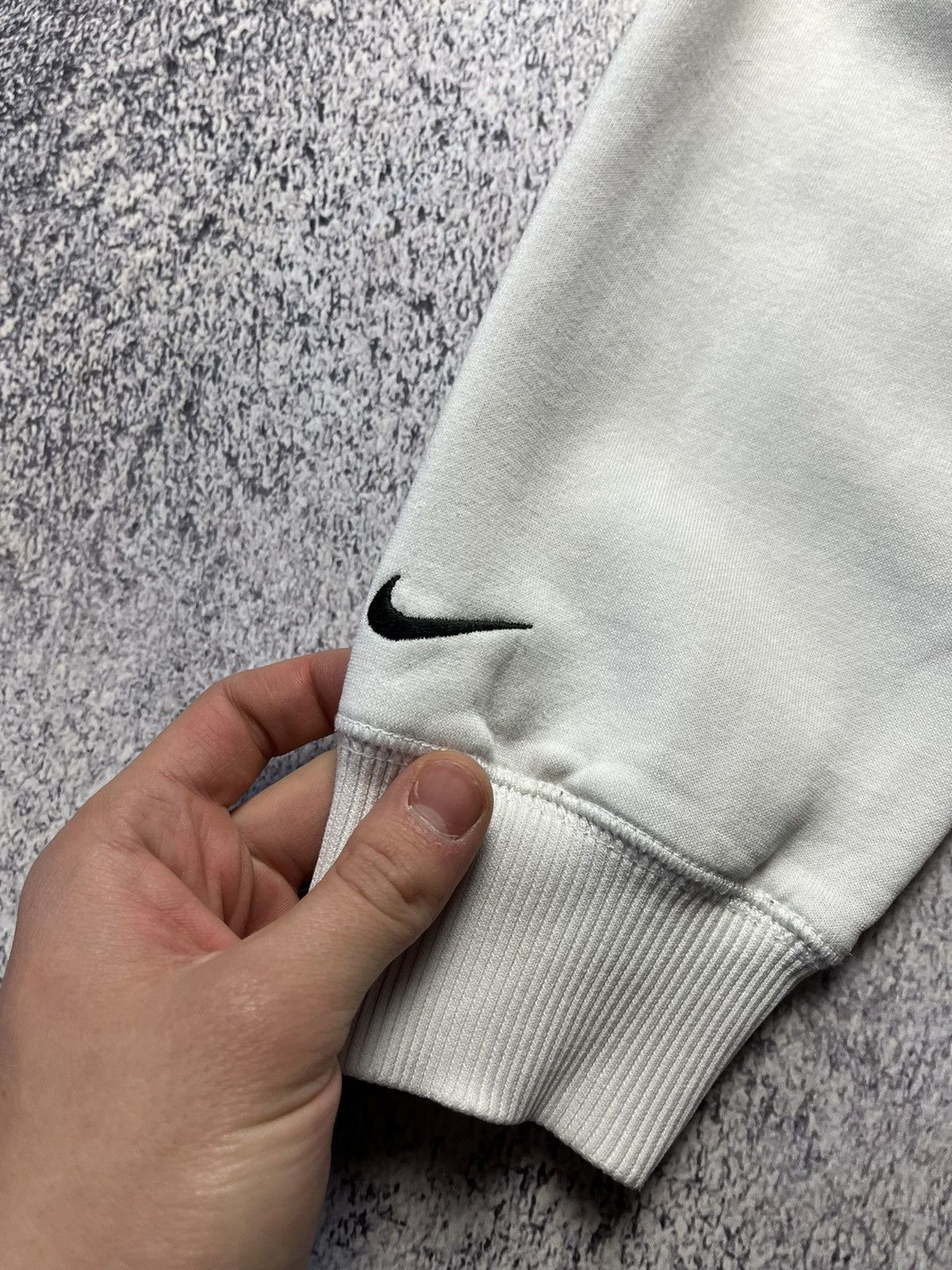 Nike Vintage Nike Big Logo Sweatshirt Y2K Streetwear Size US L / EU 52-54 / 3 - 21 Thumbnail