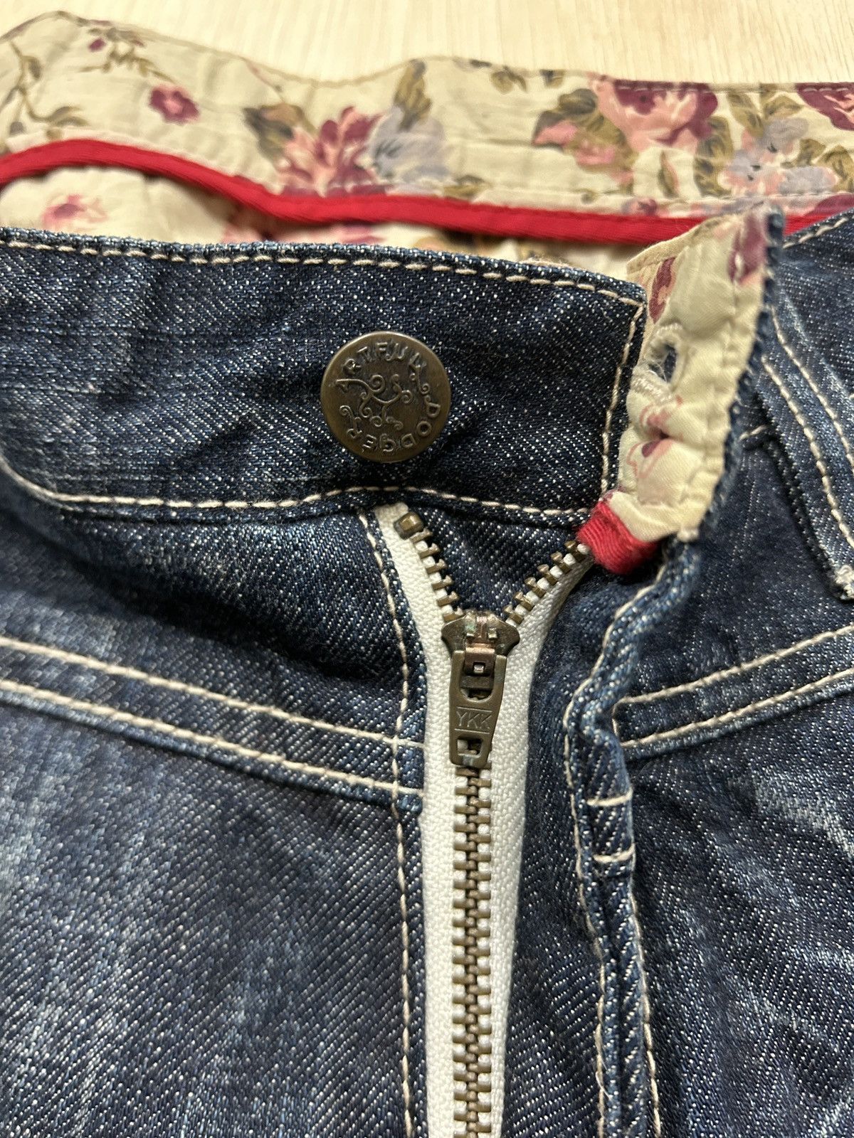 Artful Dodger Vintage Artful Dodger Thunder Clawmark Rusty Jeans Size US 34 / EU 50 - 8 Thumbnail
