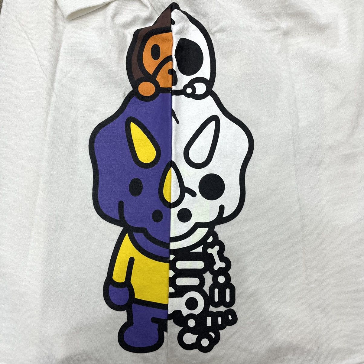 Bape Vintage A Bathing Ape Dinosaurs Cartoon Bape Tshirt Size S / US 4 / IT 40 - 13 Thumbnail