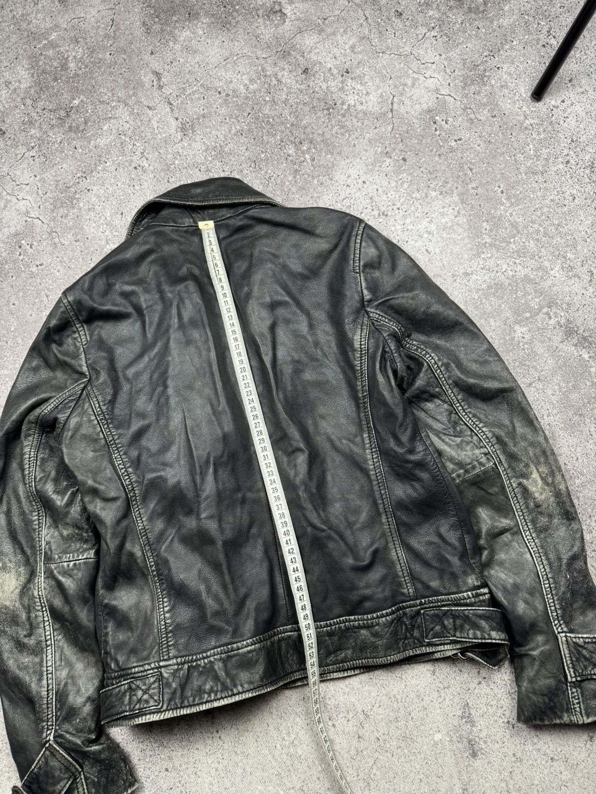 Japanese Brand VINTAGE 90S CROPPED BLACK LEATHER DISTRESSED BIKER JACKET Size US S / EU 44-46 / 1 - 16 Thumbnail