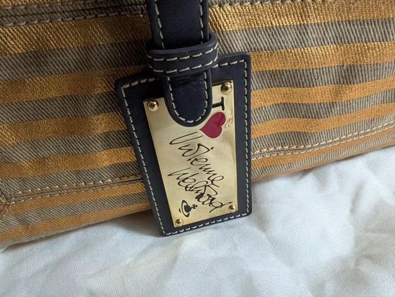 Vivienne Westwood Vivienne Westwood size os Mid-and old metal letter bag unde Size ONE SIZE - 2 Thumbnail