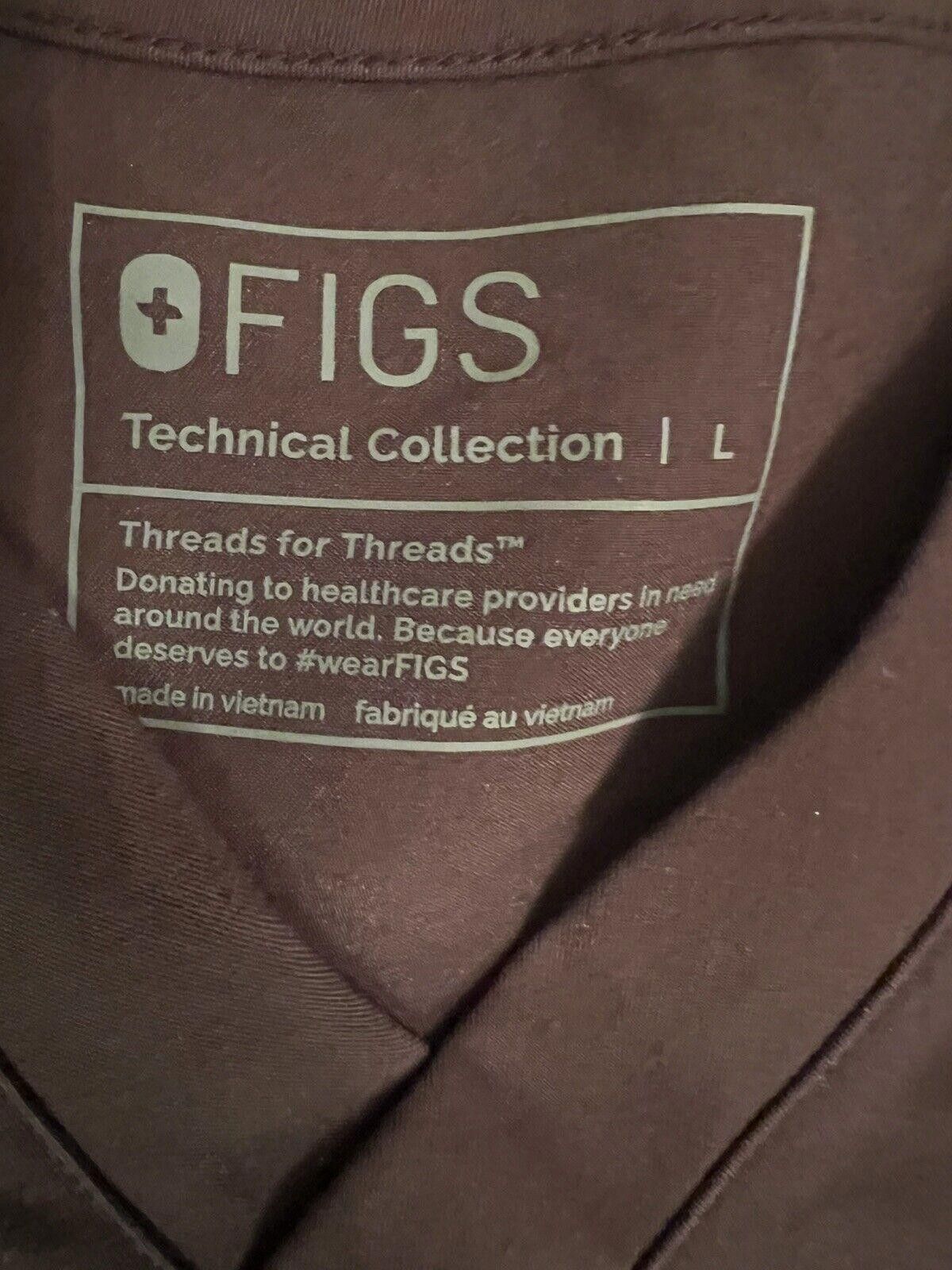 Designer Figs Three Pocket Technical Collection Scrip Top Sz L Size ONE SIZE - 4 Thumbnail