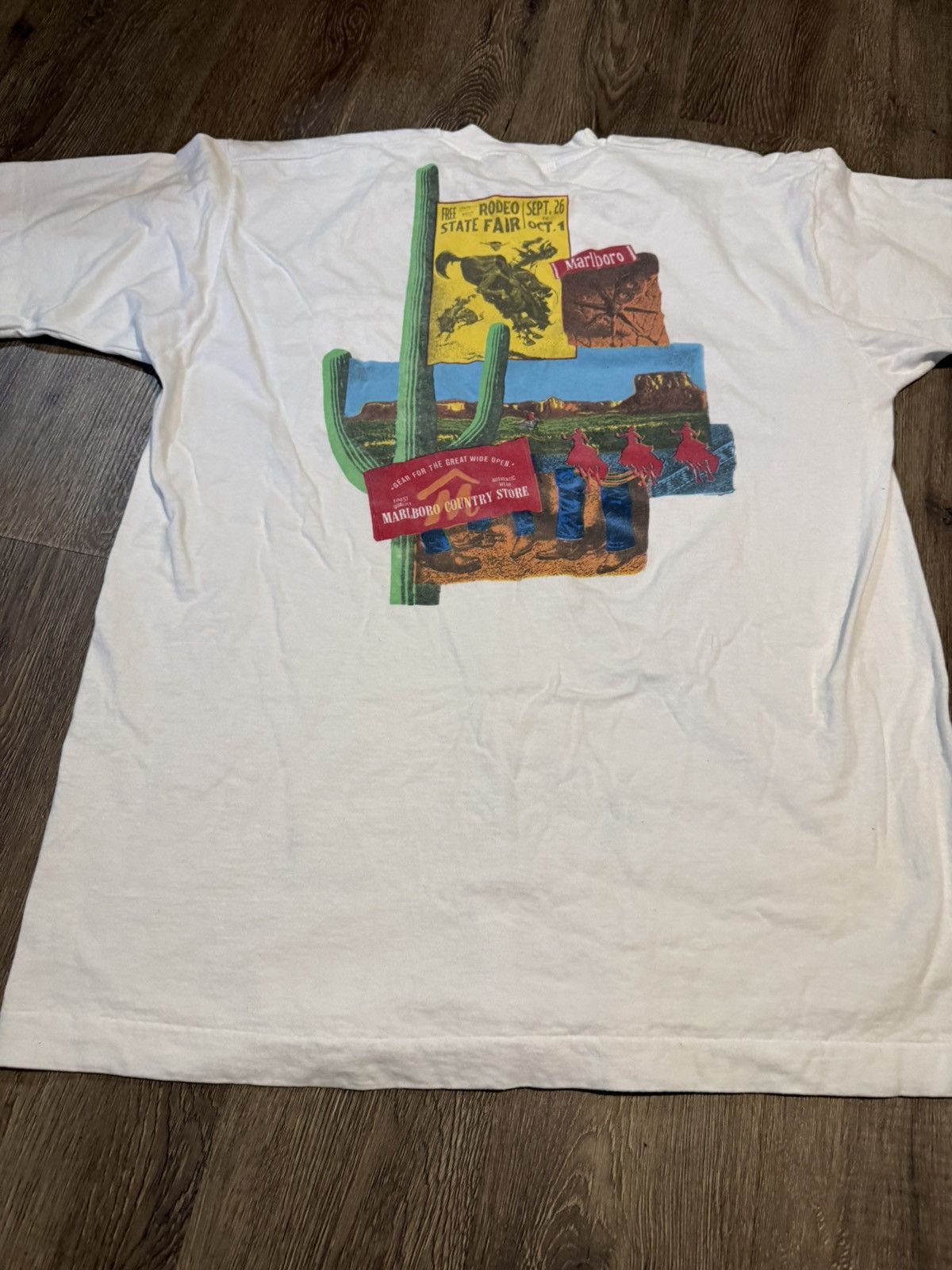 Marlboro VINTAGE 90s RARE GRAPHIC MARLBORO POCKET TEE Size US XL / EU 56 / 4 - 1 Thumbnail