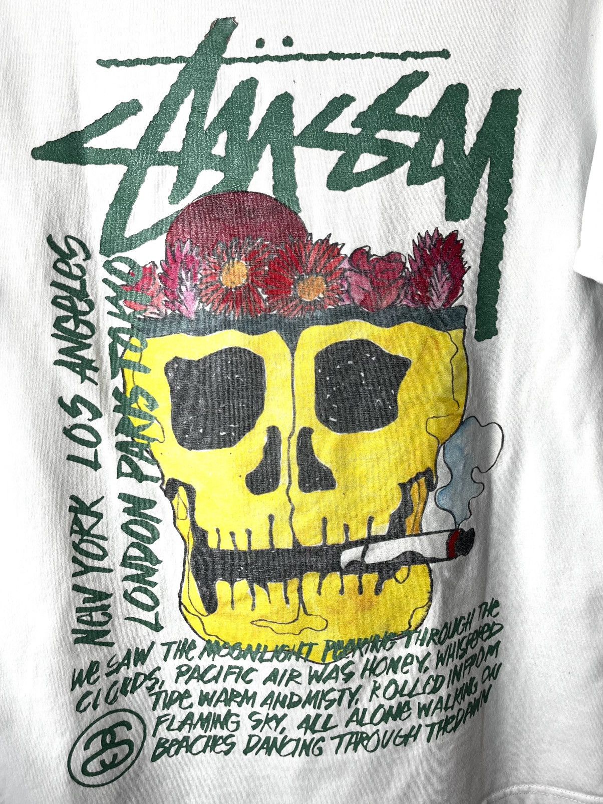 Stussy Vintage Stussy Flowers Skull Skeleton T Shirt Size US S / EU 44-46 / 1 - 5 Thumbnail
