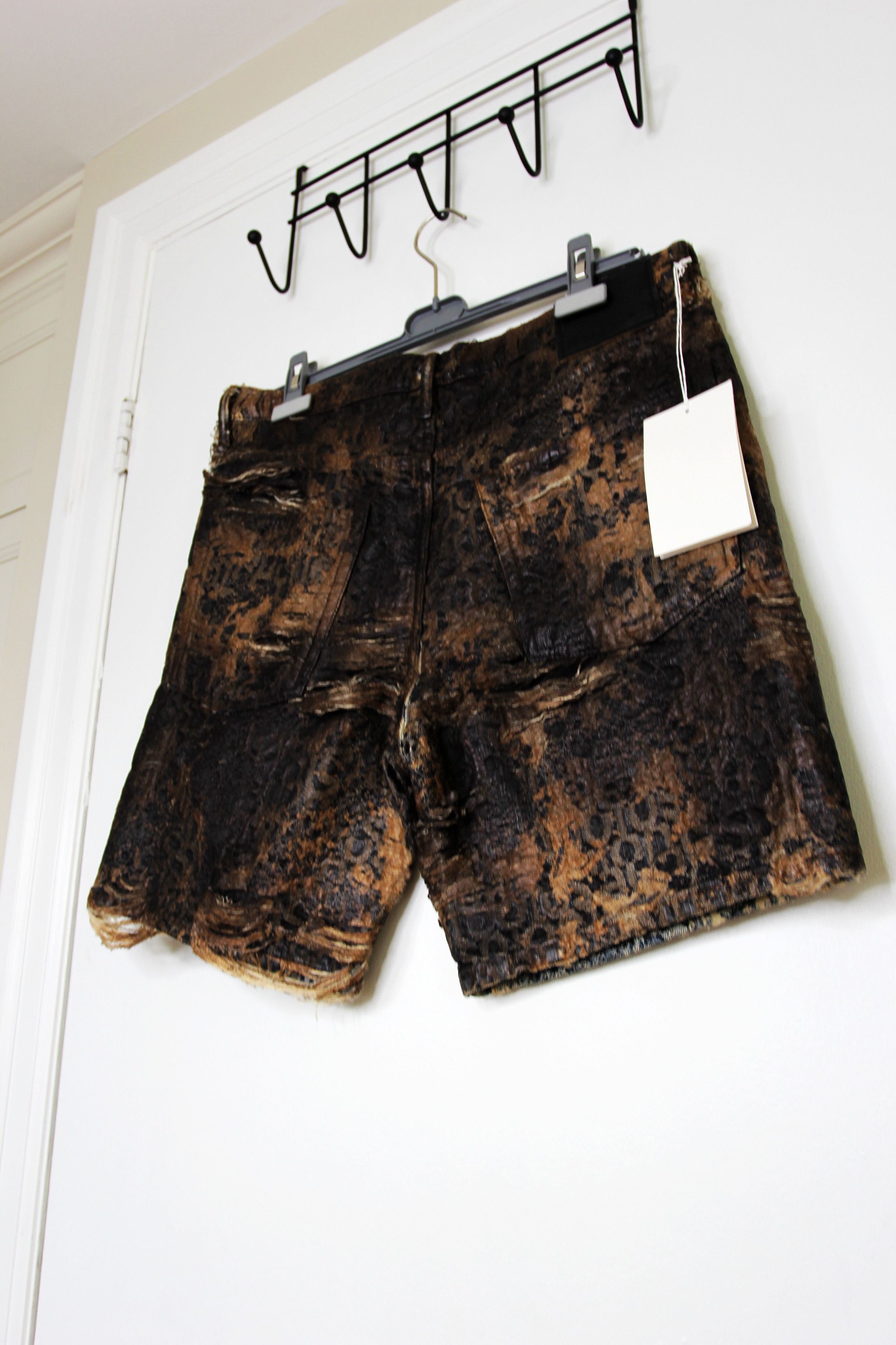 Acne Studios BNWT SS25 ACNE STUDIOS LOOSE FIT DENIM MONOGRAM SHORTS 46 Size US 30 / EU 46 - 7 Thumbnail