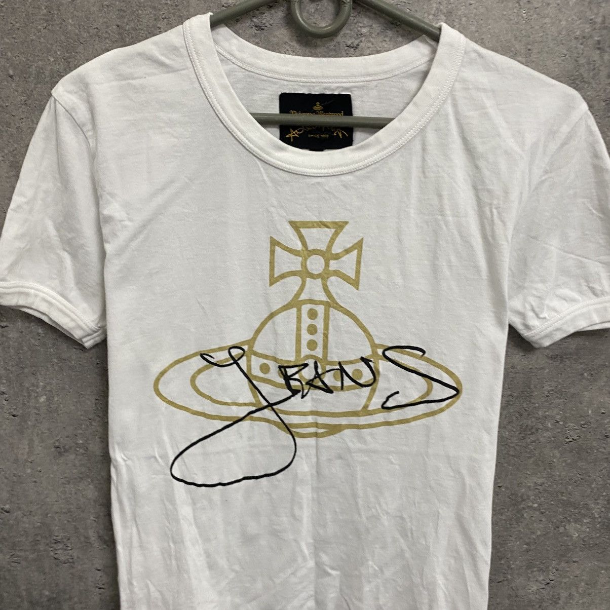 Vivienne Westwood Vivienne Westwood T-shirt Big logo Size US S / EU 44-46 / 1 - 5 Thumbnail