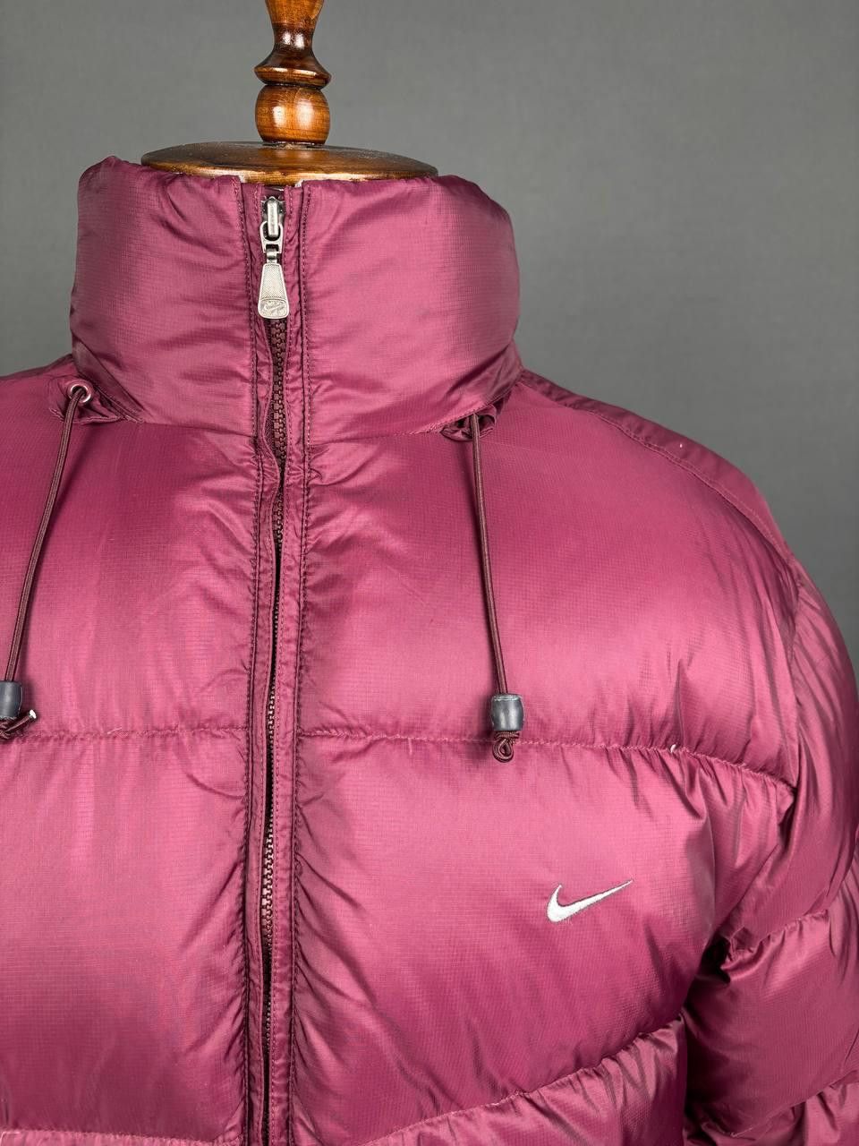Nike Nike Puffer Jacket Size L Burgundy Full Zip Vintage Size US L / EU 52-54 / 3 - 3 Thumbnail