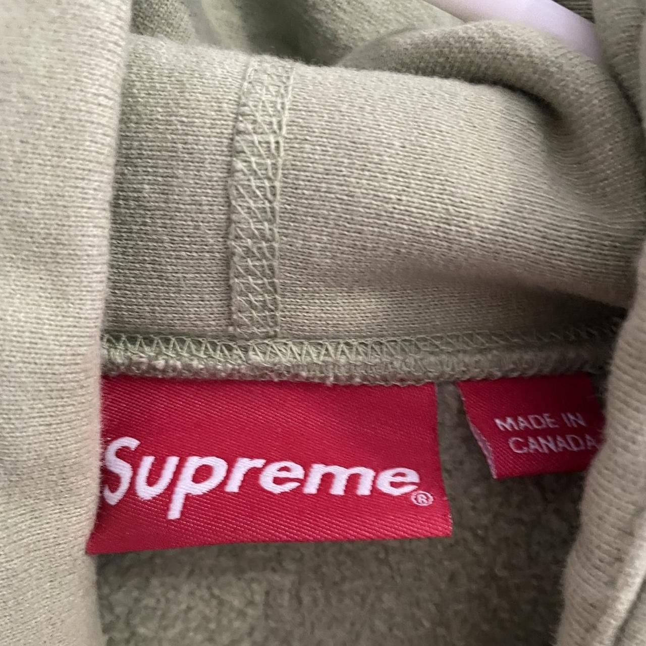 Supreme Supreme Embossed Hoodie Size US M / EU 48-50 / 2 - 4 Thumbnail