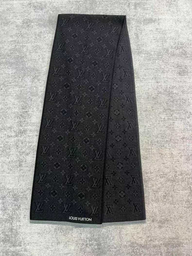 Louis Vuitton louis vuitton Men's wool scarf 2501-Nextarrow Size ONE SIZE - 1 Thumbnail