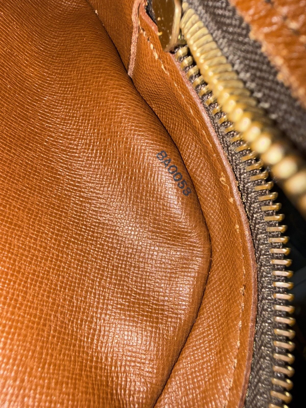 Louis Vuitton Blois -2144 Size ONE SIZE - 19 Thumbnail