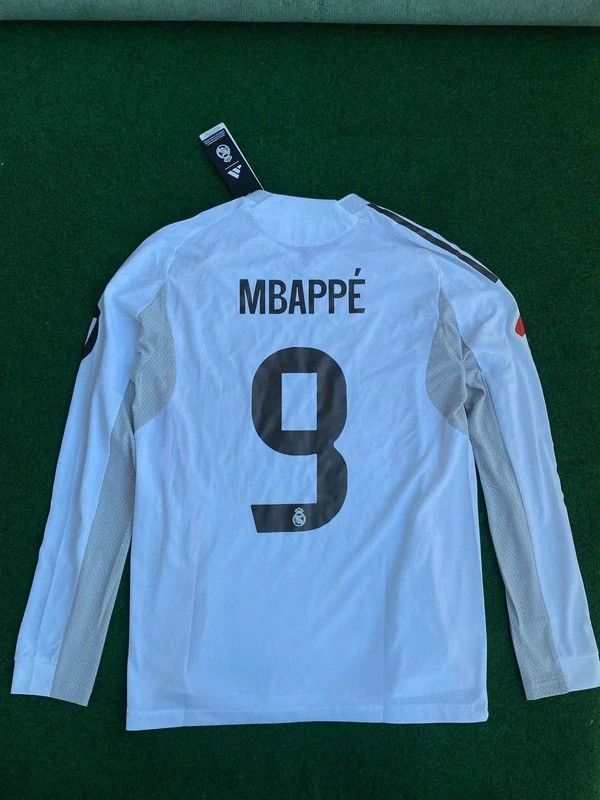 Adidas Long sleeve Adidas Real Madrid 25/26 Authentic Mbappe size M Size US M / EU 48-50 / 2 - 2 Thumbnail