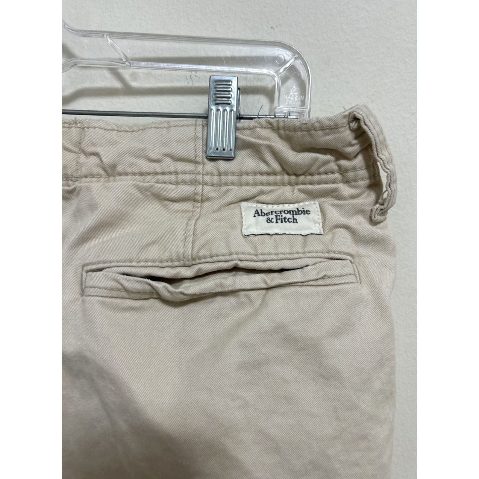 Abercrombie & Fitch Abercrombie & Fitch Shorts Mens 32 Beige Brown Chino Flat Front Bermuda Twill Button Slash Pockets Casual Travel Regular Cotton Size US 32 / EU 48 - 5 Thumbnail