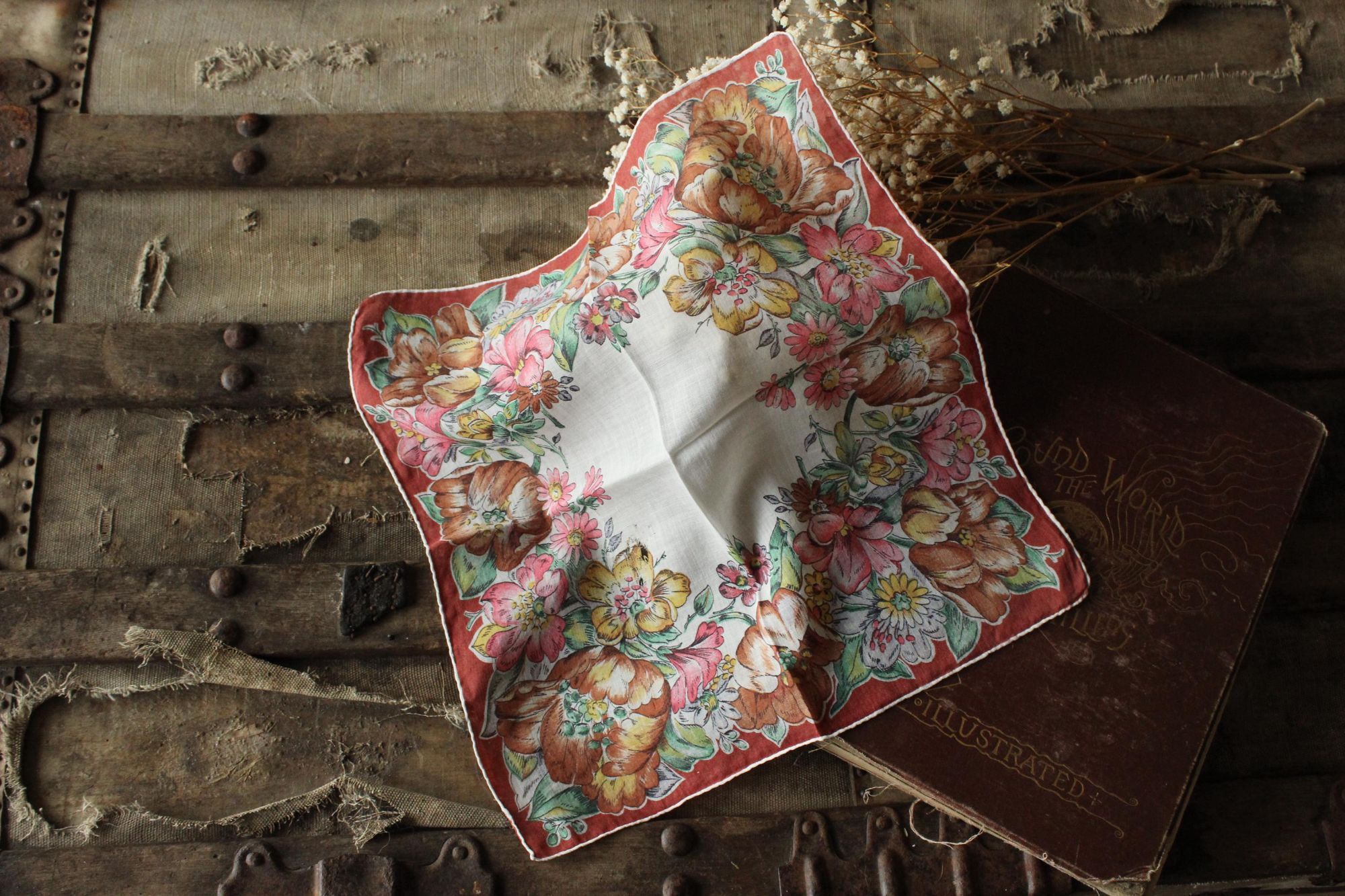 Vintage Vintage Handkerchief, Brown Flower Print Cotton Hanky Size ONE SIZE - 1 Thumbnail