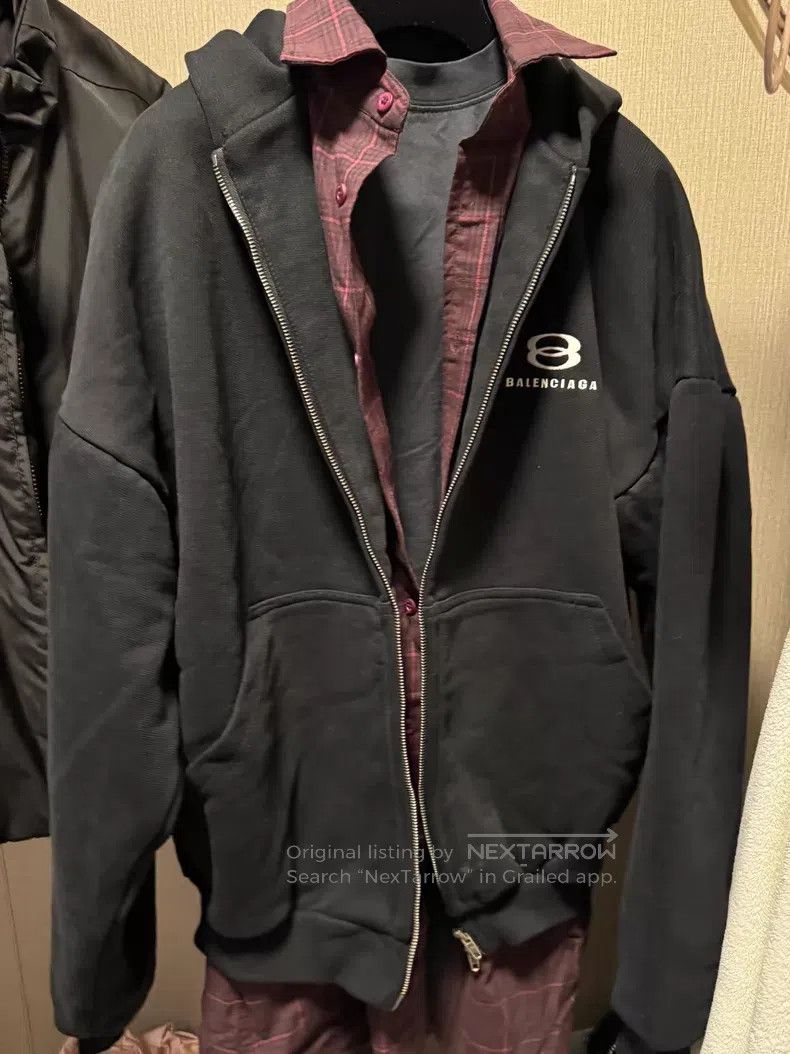 Balenciaga Balenciaga Fake Two-Piece Jacket Sweatshirt Size US S / EU 44-46 / 1 - 1 Thumbnail