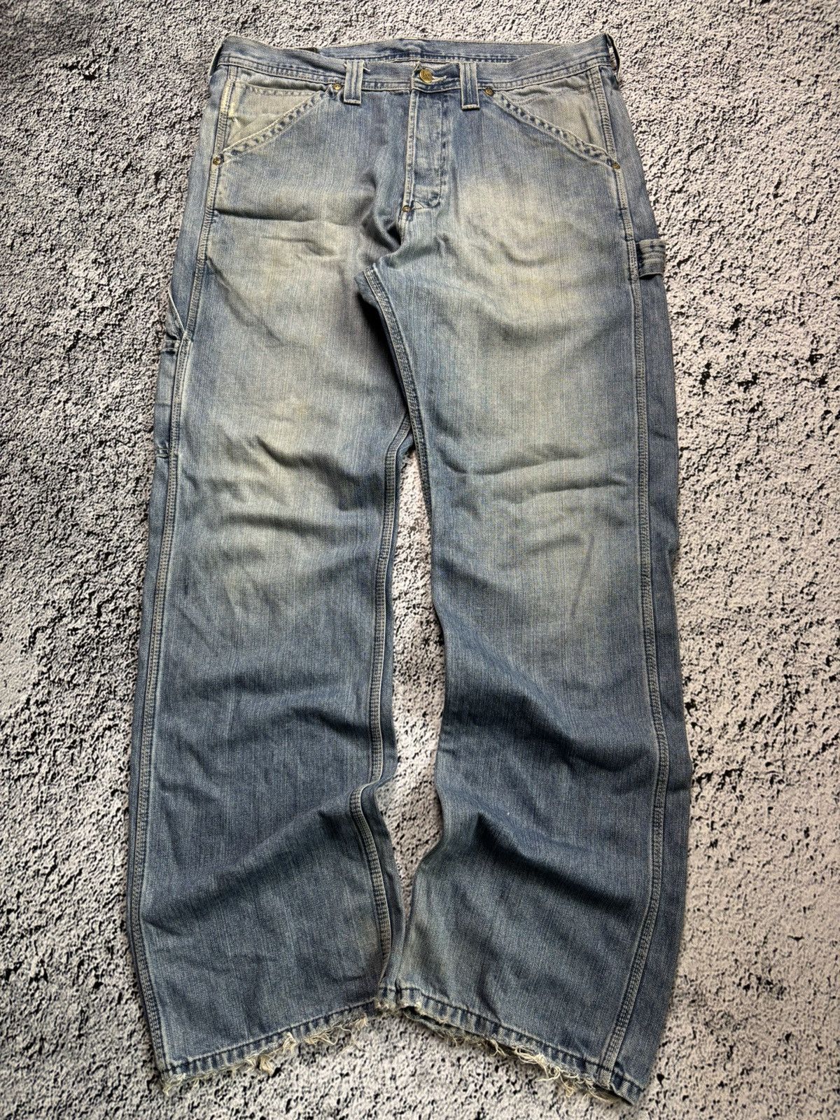 Distressed baggy 90s Lee denim jeans y2k skate style