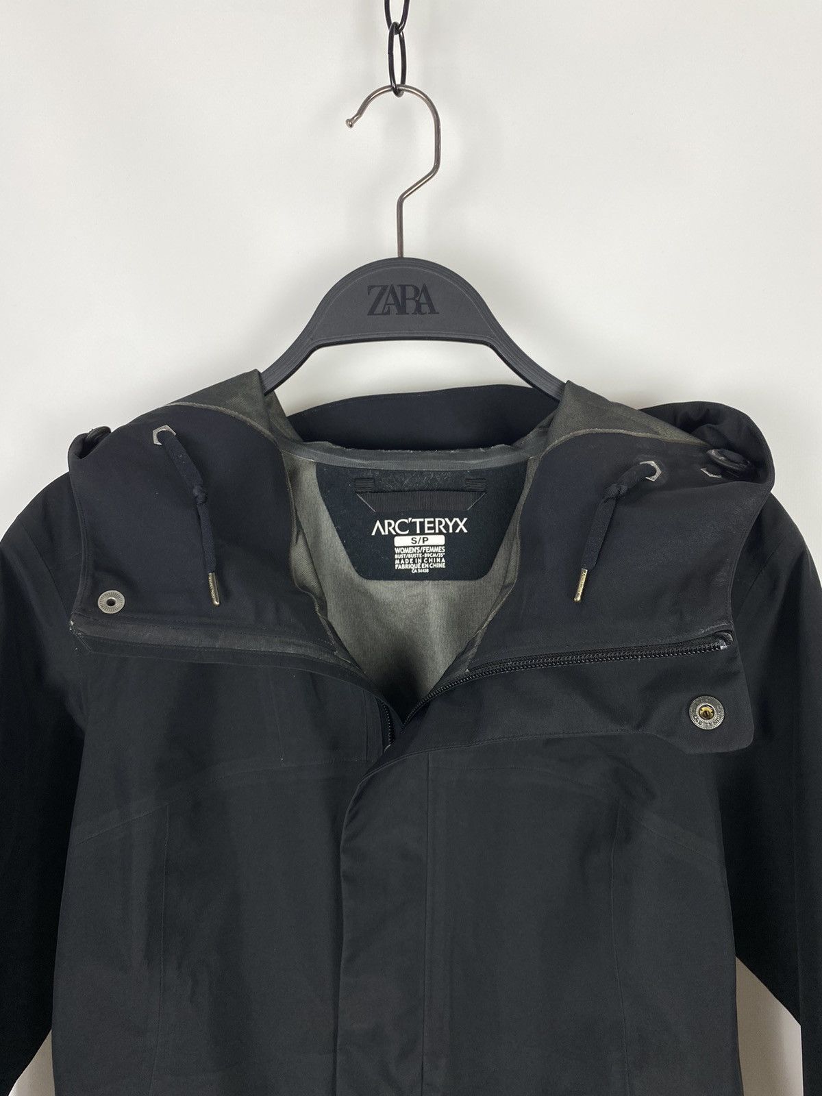 Arc'teryx Arcʼteryx Codetta Goretex Shell Rain Coat Size S / US 4 / IT 40 - 3 Thumbnail