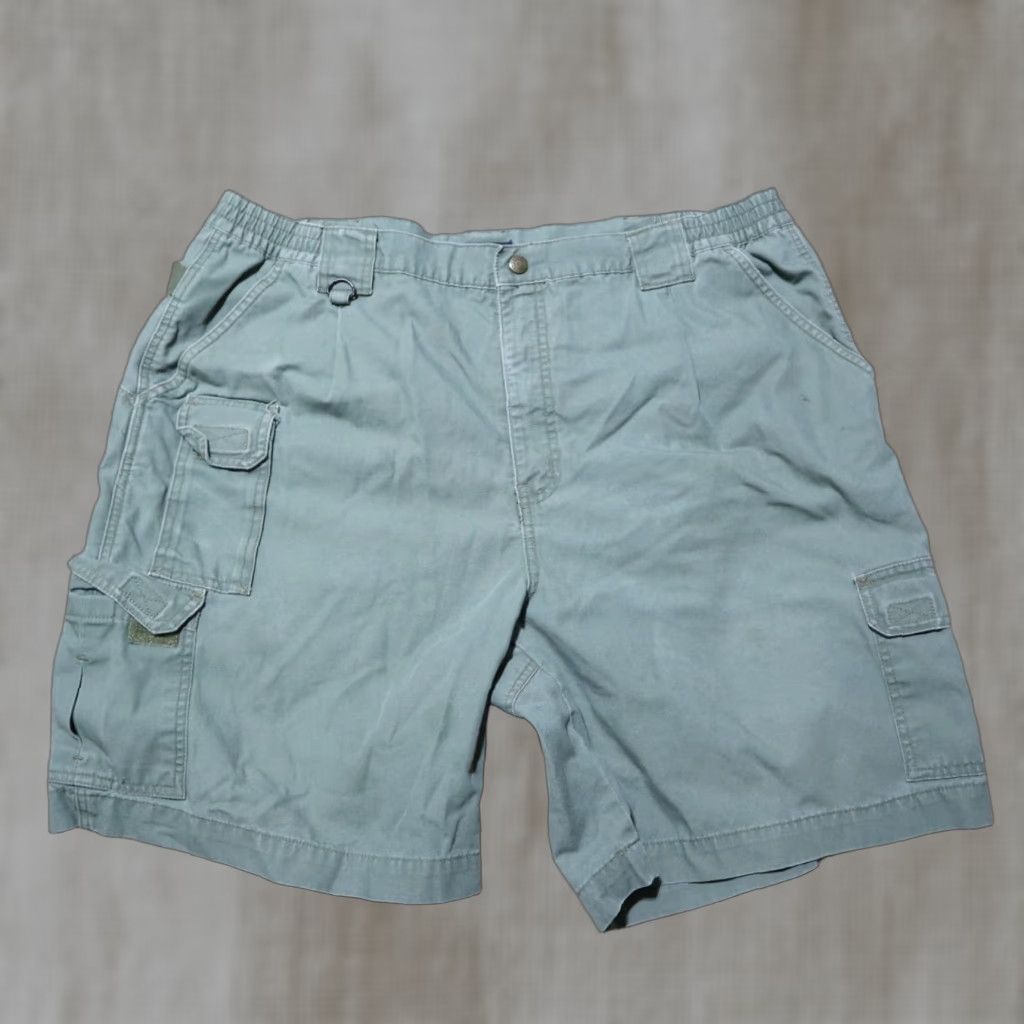 Vintage VINTAGE 5.11 Tactical Shorts Green Cargo Short Mens 42 Cargo Pocket Pockets Regular Cotton Khaki Outdoor 90s? Size US 36 / EU 52 - 1 Thumbnail