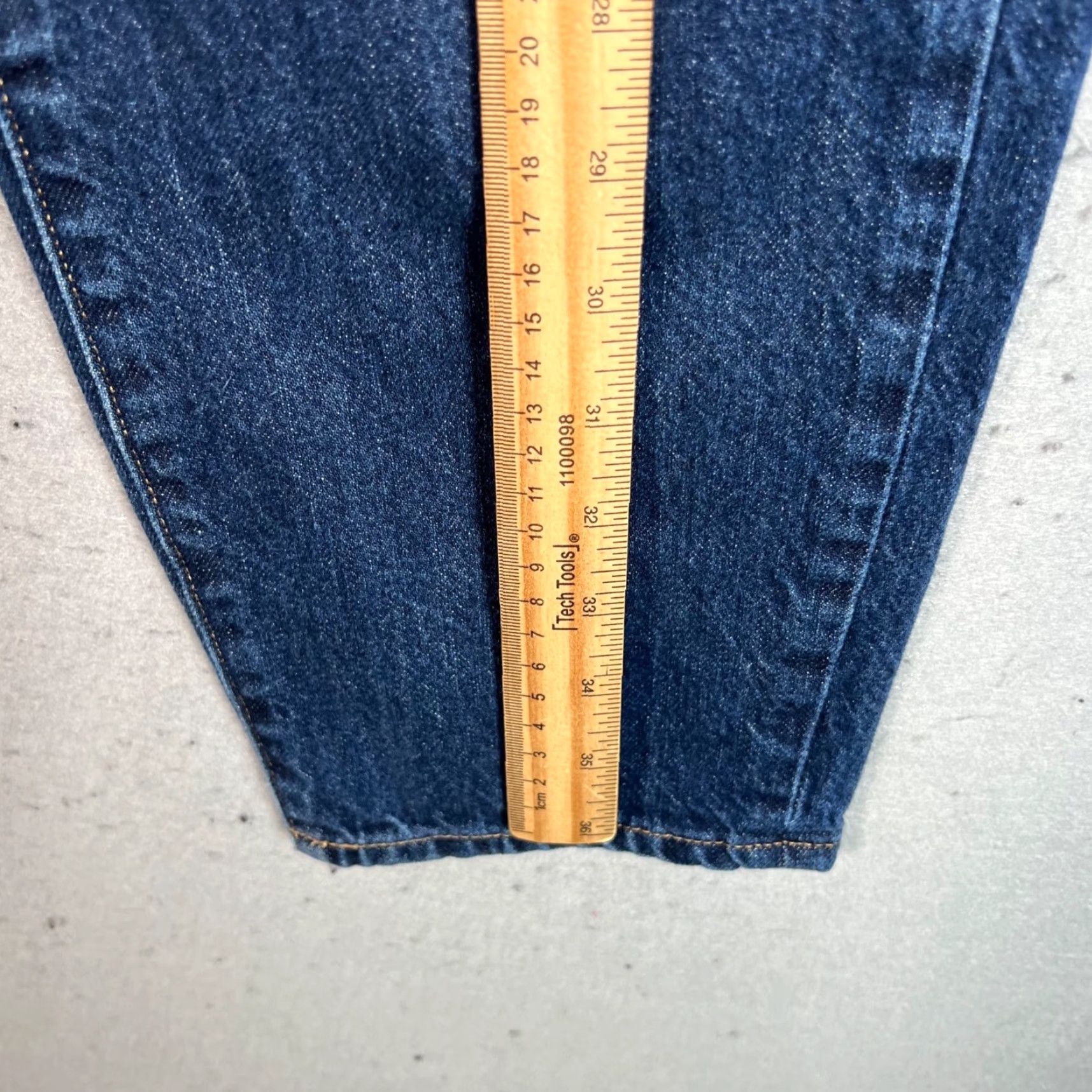 Uniqlo Uniqlo Womens Jeans Dark Blue Denim Cotton 27 High-Waisted Tapered 5-Pocket Regular Rise Inseam 26 Size 27" / US 4 / IT 40 - 6 Thumbnail
