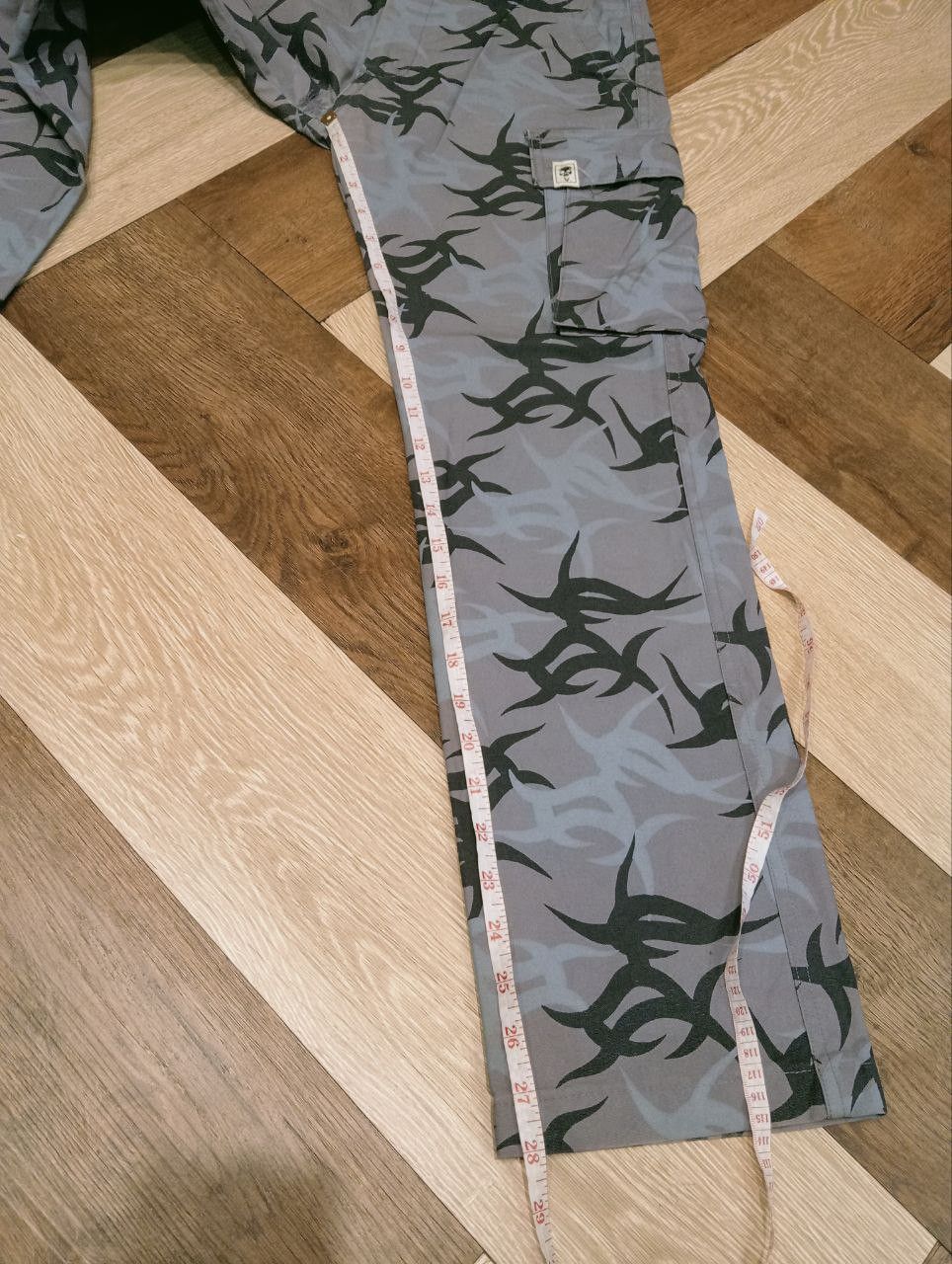 Japanese Brand VINTAGE SKULLSHIT JAPAN TRIBAL CAMO CARGO PANTS Size US 29 - 13 Thumbnail
