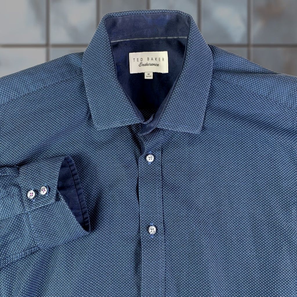 Ted Baker Ted Baker Endurance Shirt Mens 16 Blue Spread collar Long sleeve Size US L / EU 52-54 / 3 - 1 Thumbnail