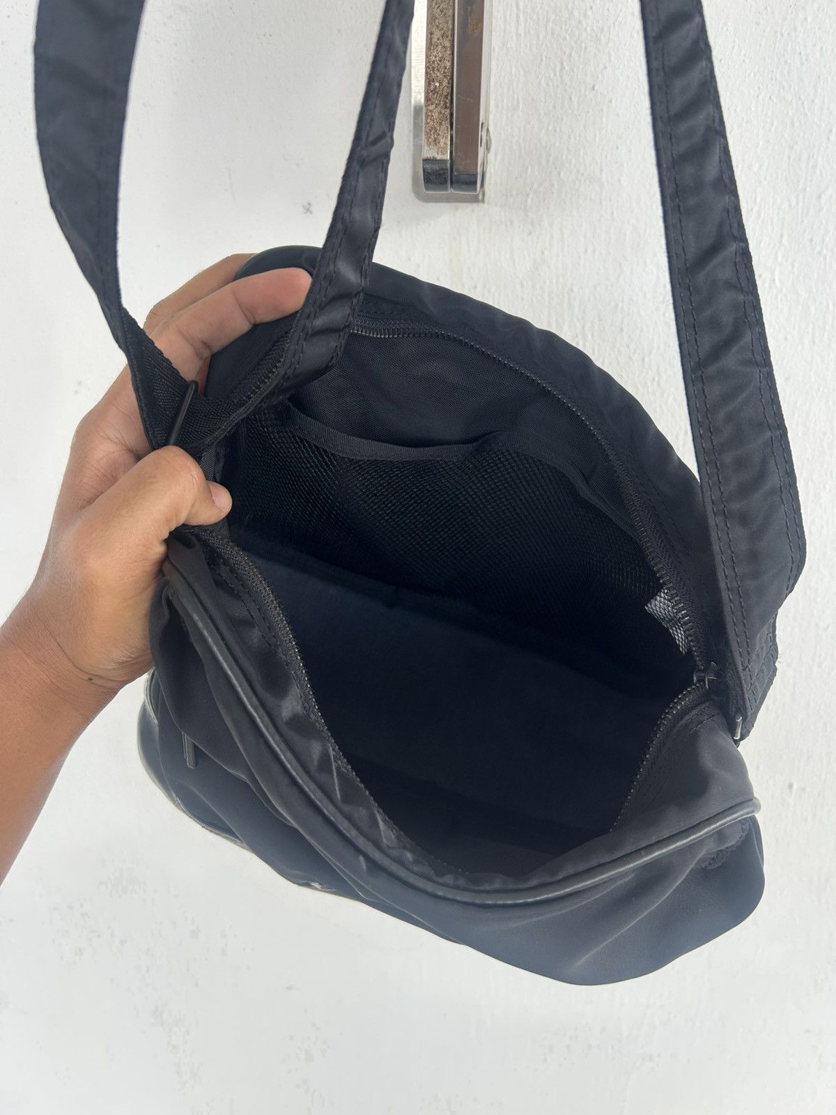 Y's Y’s Pour Homme Vintage Black Nylon Shoulder Bag Size ONE SIZE - 13 Thumbnail