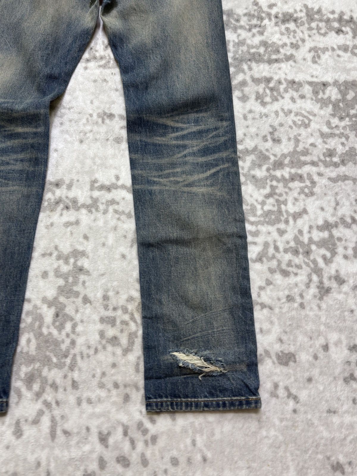 MNML Y2K MNML Blue Yarn Heavy Distressed Denim Jeans Size US 31 - 15 Thumbnail
