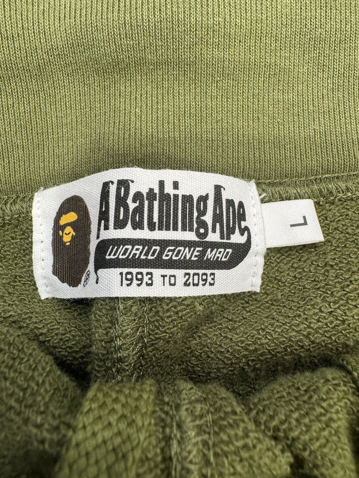 Bape Bape Olive Green Shark Shorts Size US 34 / EU 50 - 4 Thumbnail