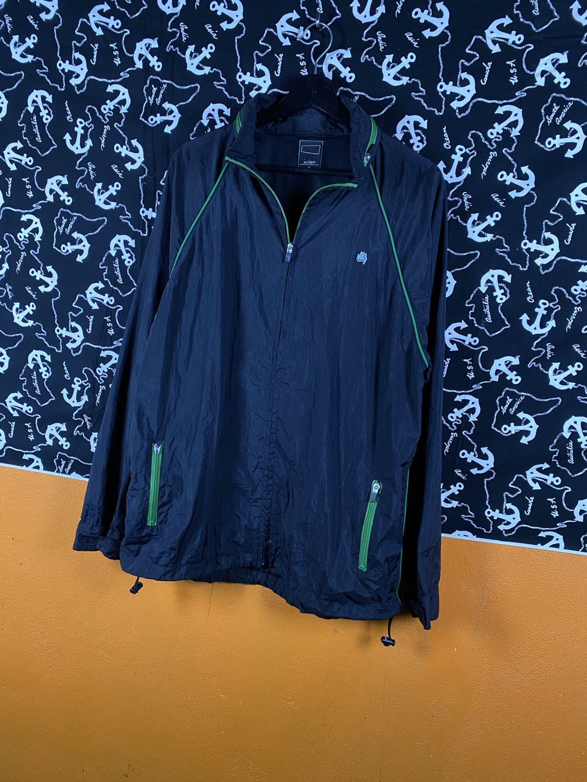 Japanese Brand Vintage Mackdaddy Nylon Windbreaker Black Green Piping Size US L / EU 52-54 / 3 - 4 Thumbnail