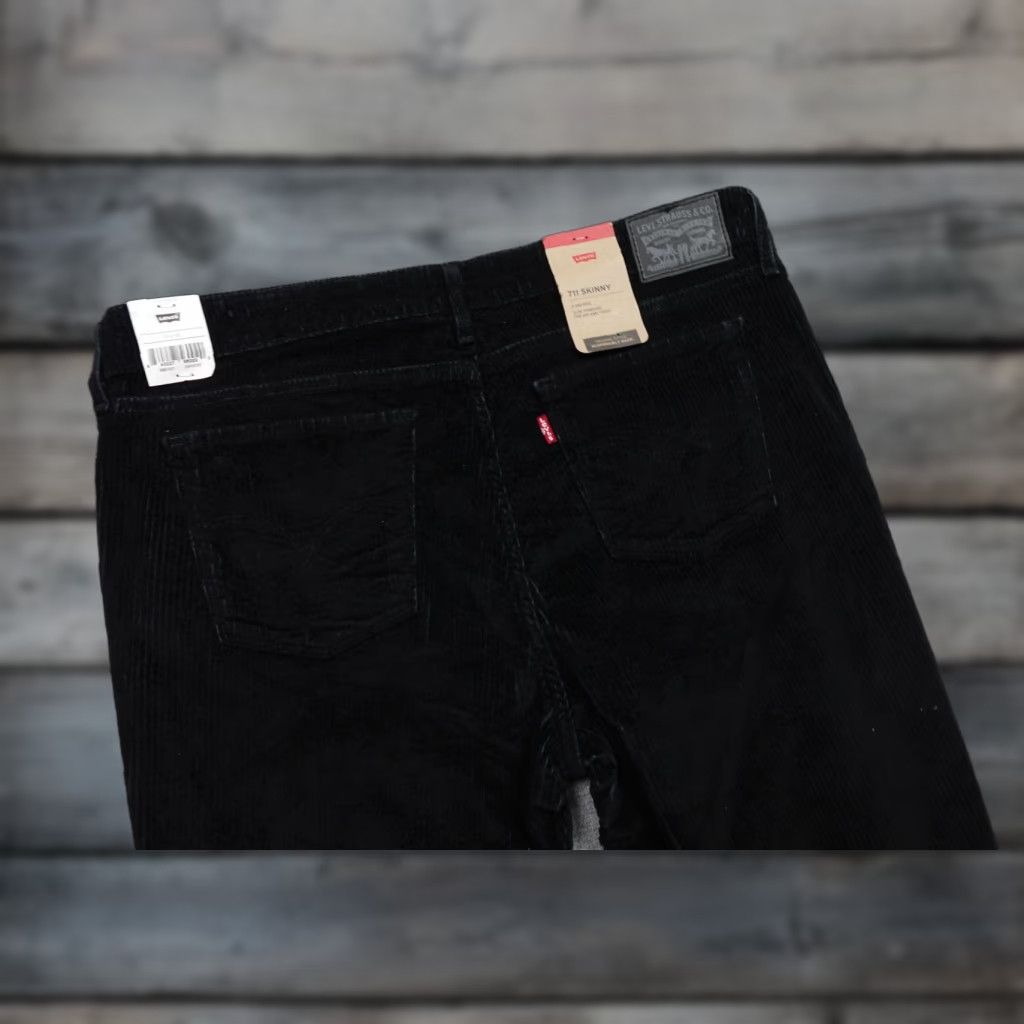 Levi's Levi's 711 Skinny Jeans Womens 33x30 Black Corduroy Mid Rise Stretch Jeans Size 24" / US 00 / IT 34 - 1 Thumbnail