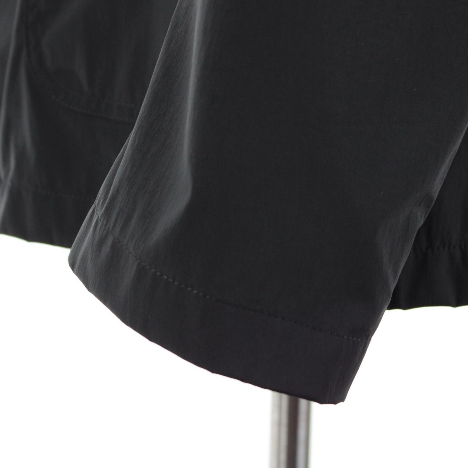 Herno Herno Jacket Size L US In Black Polyamide Blend Size US L / EU 52-54 / 3 - 4 Thumbnail